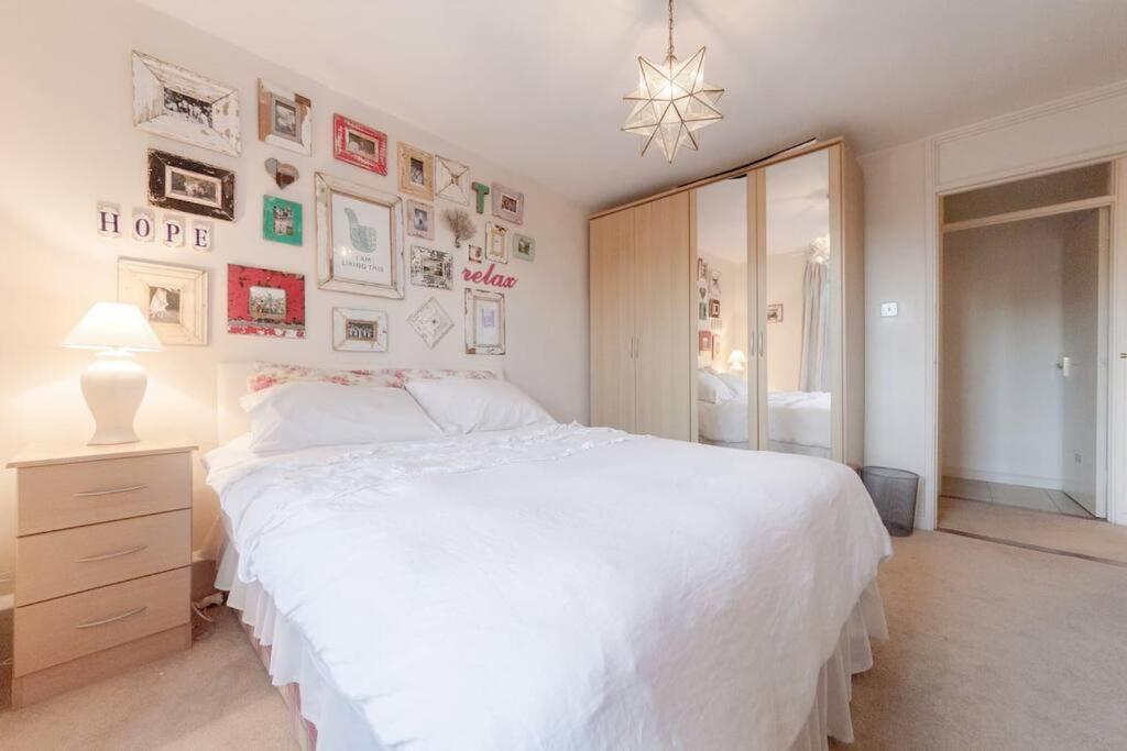 Spacious Two Double Bedroom Flat ロンドン エクステリア 写真