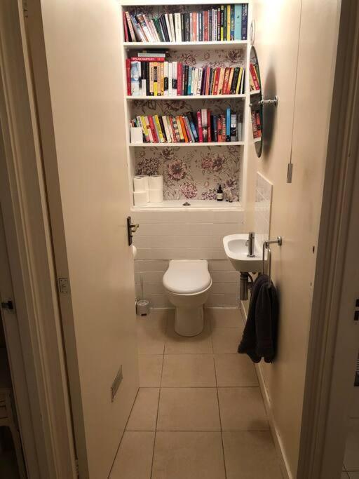 Spacious Two Double Bedroom Flat ロンドン エクステリア 写真